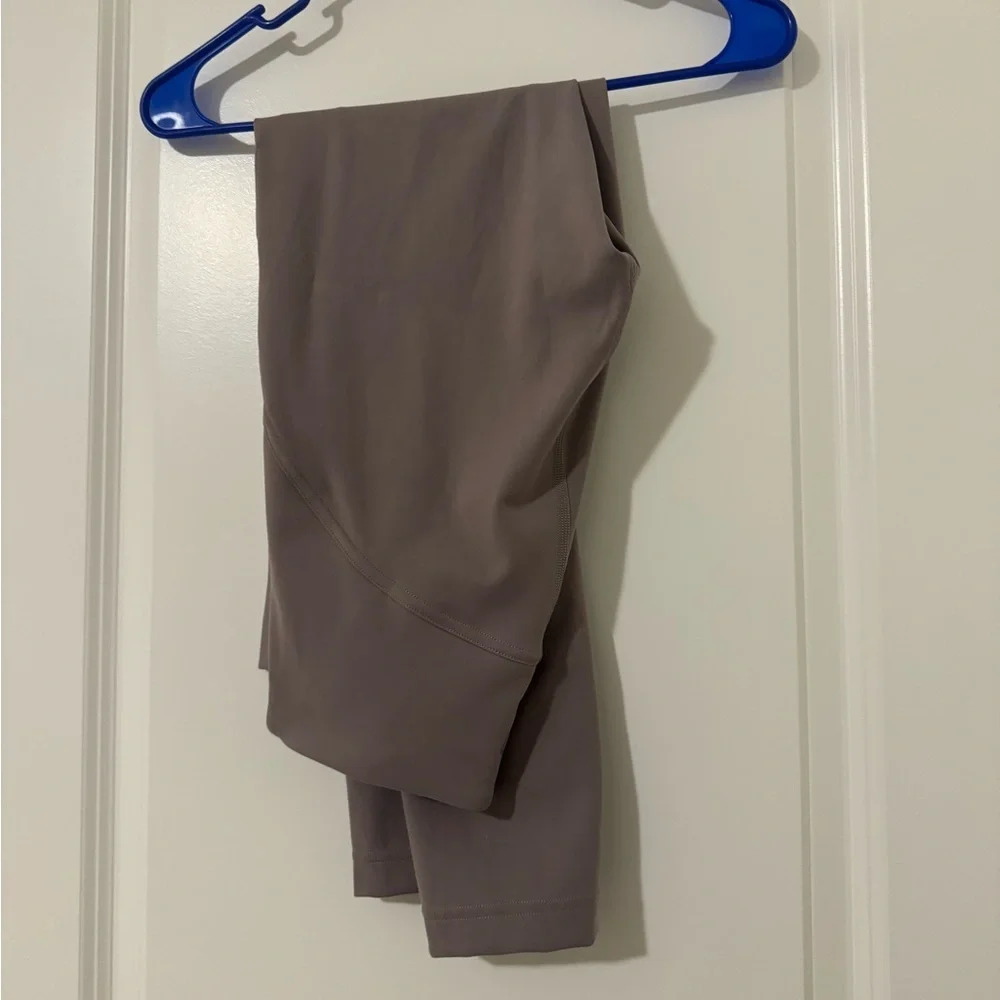 LIKE NEW- Lululemon Instill High-Rise Tight 25